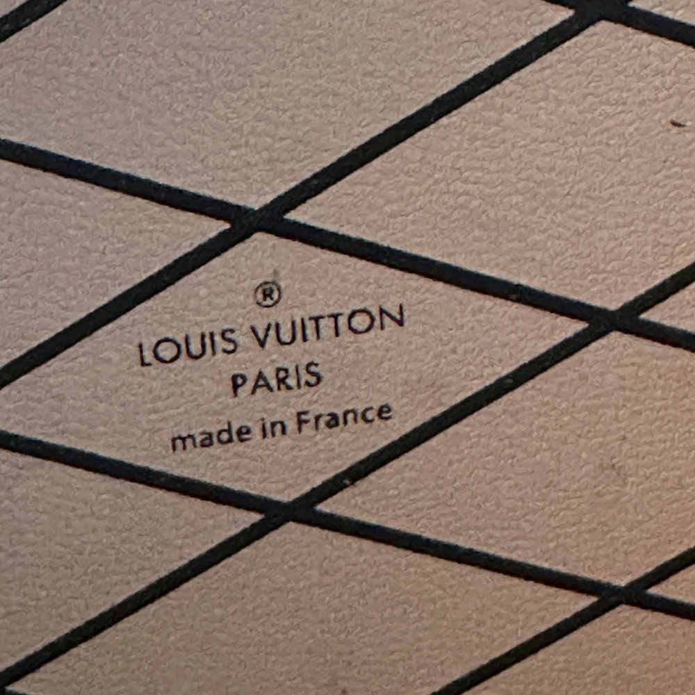 Pre-Loved Louis Vuitton Petite Malle- Epi RED Trunk - Picture 8 of 17